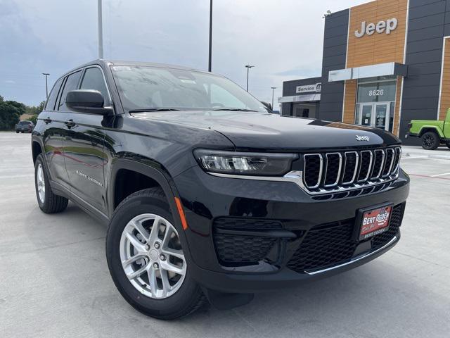 2025 Jeep Grand Cherokee GRAND CHEROKEE LAREDO X 4X2