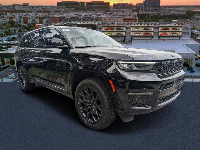 2025 Jeep Grand Cherokee GRAND CHEROKEE L SUMMIT 4X4