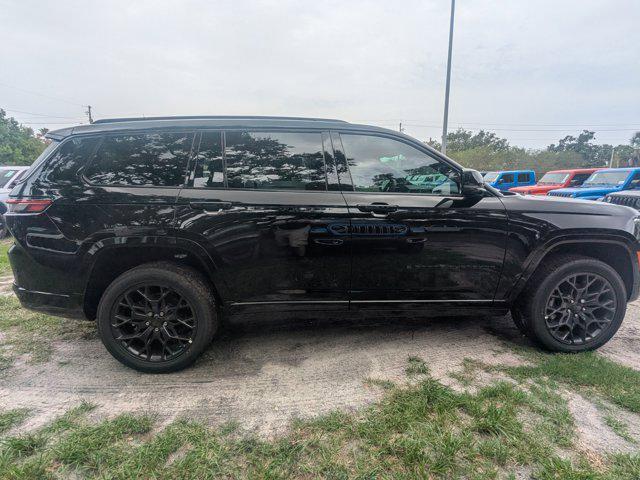 2025 Jeep Grand Cherokee GRAND CHEROKEE L SUMMIT 4X4