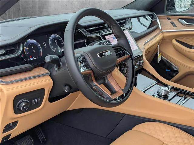 2025 Jeep Grand Cherokee GRAND CHEROKEE SUMMIT RESERVE 4X4