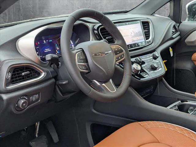 2025 Chrysler Pacifica Hybrid PACIFICA PLUG-IN HYBRID PINNACLE
