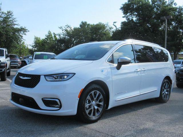 2025 Chrysler Pacifica Hybrid PACIFICA PLUG-IN HYBRID PINNACLE