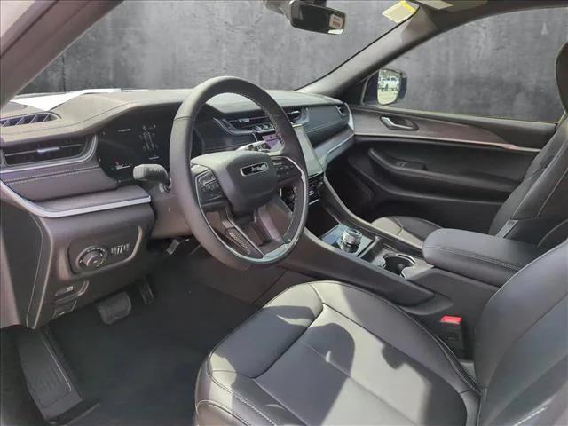 2025 Jeep Grand Cherokee GRAND CHEROKEE LIMITED 4X2