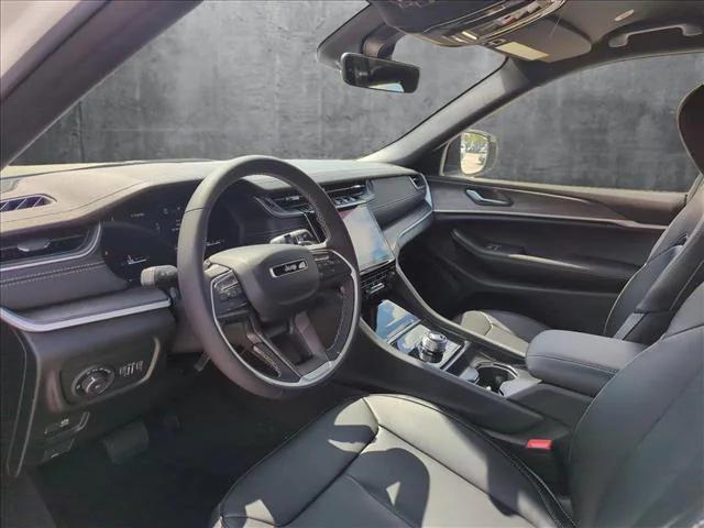 2025 Jeep Grand Cherokee GRAND CHEROKEE LIMITED 4X2