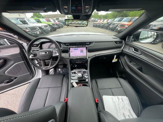 2025 Jeep Grand Cherokee GRAND CHEROKEE L OVERLAND 4X4