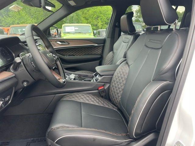 2025 Jeep Grand Cherokee GRAND CHEROKEE L SUMMIT 4X4