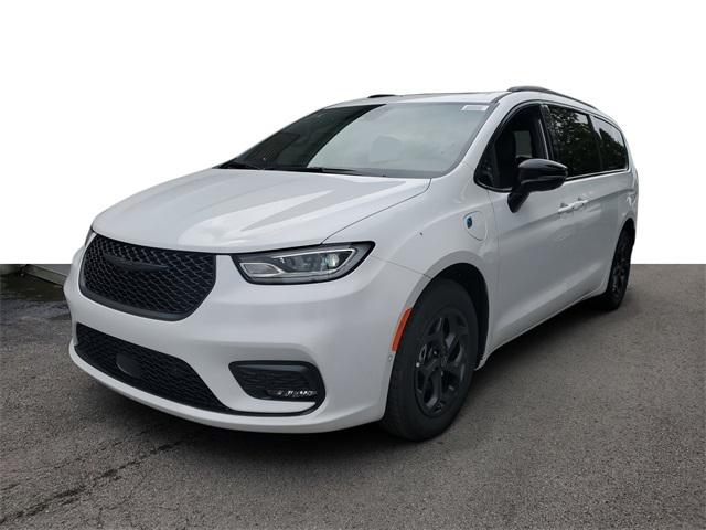 2025 Chrysler Pacifica Hybrid PACIFICA PLUG-IN HYBRID S APPEARANCE