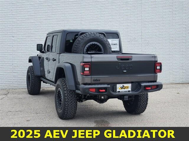 2025 Jeep Gladiator GLADIATOR RUBICON 4X4