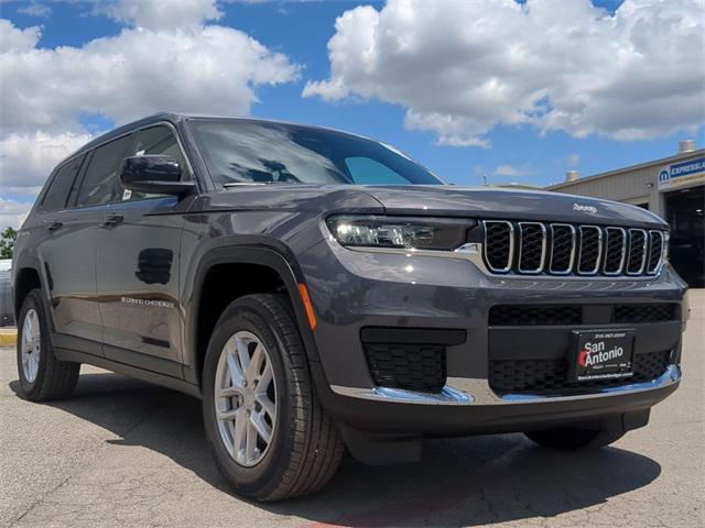 2025 Jeep Grand Cherokee GRAND CHEROKEE L LAREDO X 4X4