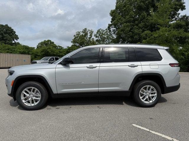 2025 Jeep Grand Cherokee GRAND CHEROKEE LAREDO X 4X2