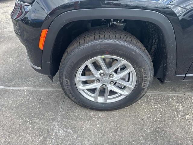 2025 Jeep Grand Cherokee GRAND CHEROKEE L LAREDO X 4X2