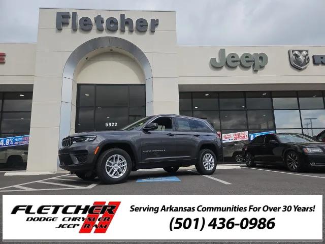 2025 Jeep Grand Cherokee GRAND CHEROKEE LAREDO X 4X4