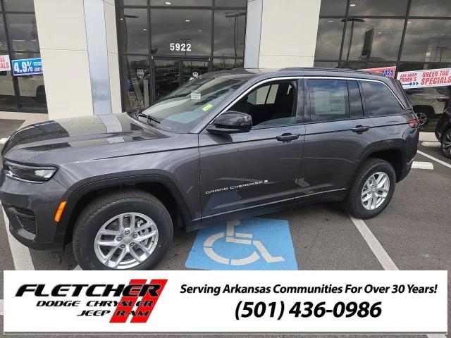 2025 Jeep Grand Cherokee GRAND CHEROKEE LAREDO X 4X4