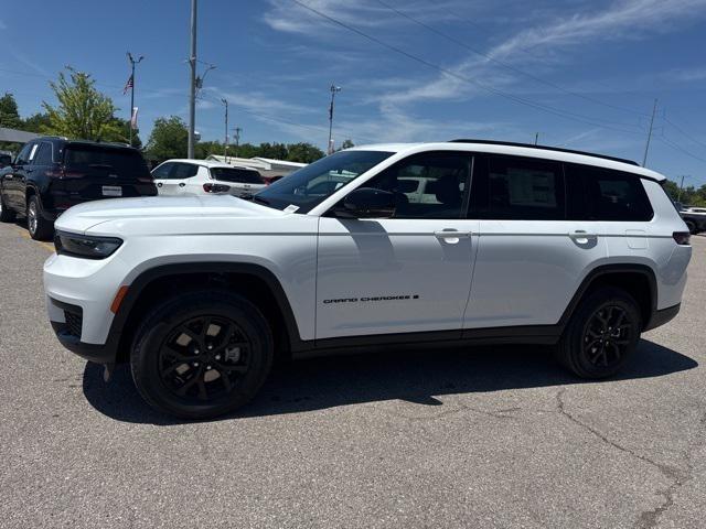 2025 Jeep Grand Cherokee GRAND CHEROKEE L ALTITUDE X 4X2