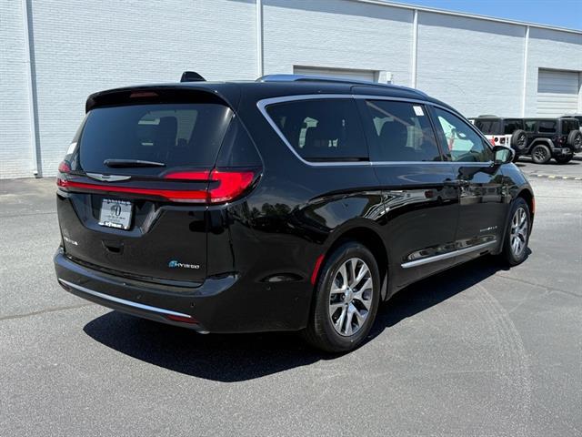 2025 Chrysler Pacifica Hybrid PACIFICA PLUG-IN HYBRID PINNACLE