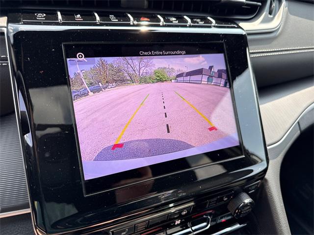2025 Jeep Grand Cherokee GRAND CHEROKEE L LAREDO X 4X4