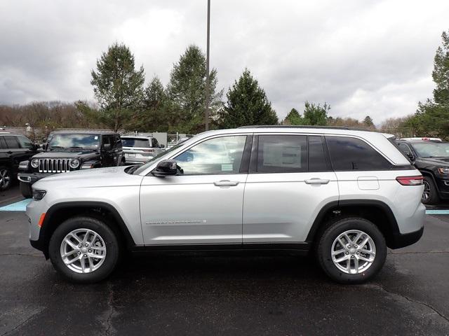 2025 Jeep Grand Cherokee GRAND CHEROKEE LAREDO X 4X4
