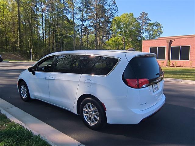 2025 Chrysler Voyager VOYAGER