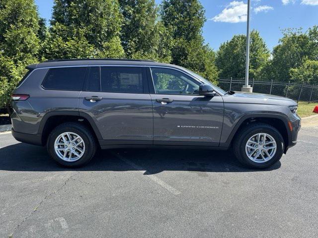 2025 Jeep Grand Cherokee GRAND CHEROKEE L LAREDO 4X4