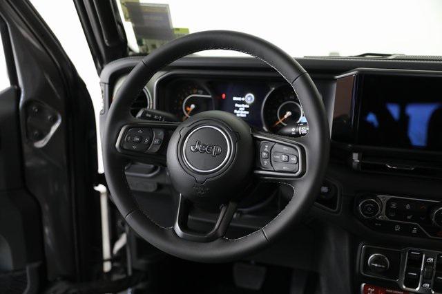 2025 Jeep Gladiator GLADIATOR MOJAVE X 4X4