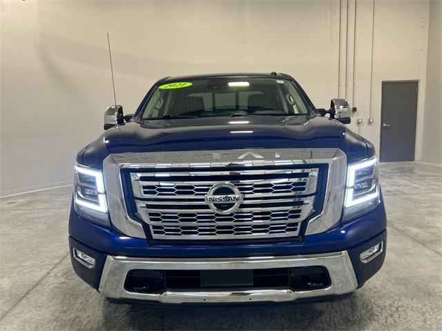 2021 Nissan TITAN Crew Cab SL 4x4