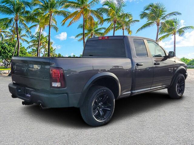 2024 RAM Ram 1500 Classic RAM 1500 CLASSIC WARLOCK QUAD CAB 4X4 64 BOX