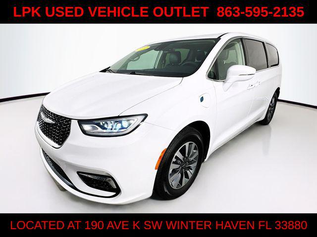 2022 Chrysler Pacifica Hybrid Touring L