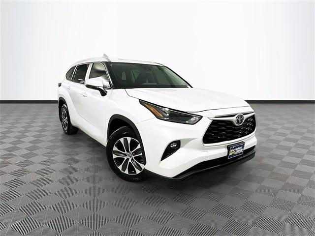 2023 Toyota Highlander XLE