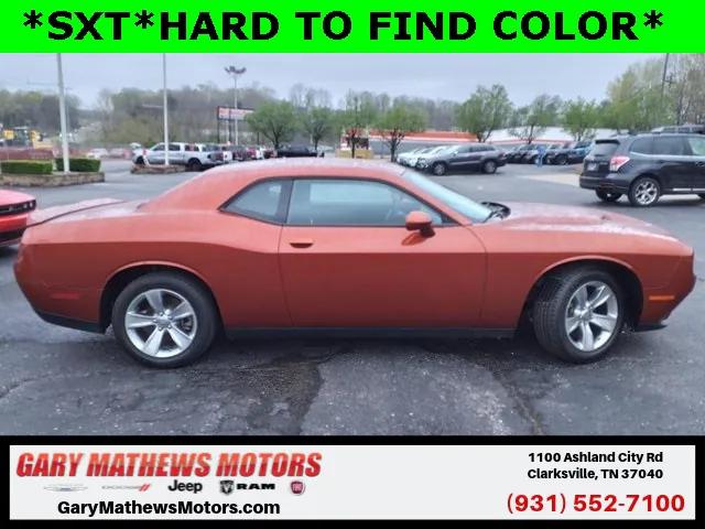 2022 Dodge Challenger SXT