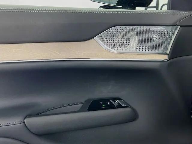 2025 Volvo X 90 Ultra, Twin Motor, Fully electric, 6 Seats
