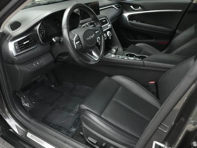2023 Genesis G70 2.0T RWD