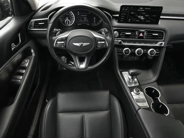 2023 Genesis G70 2.0T RWD