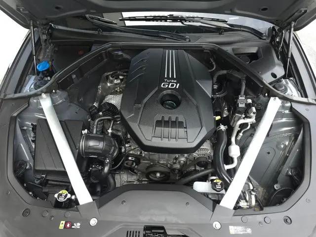 2023 Genesis G70 2.0T RWD