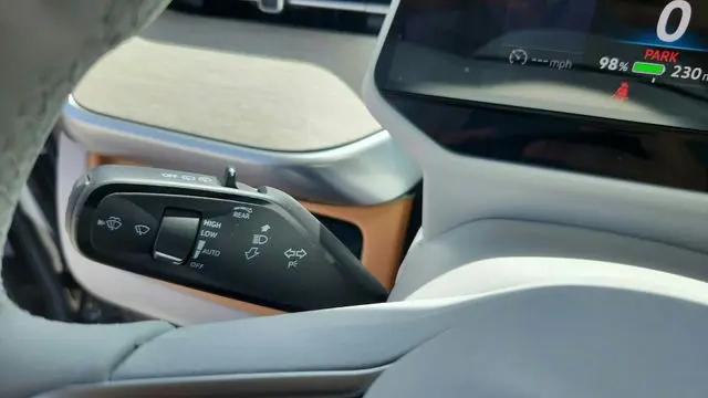 2025 Volkswagen ID. Buzz 1st Edition with 4MOTION