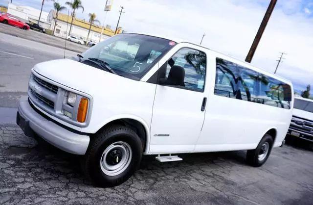 2002 Chevrolet Express Van