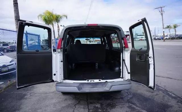 2002 Chevrolet Express Van