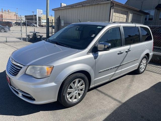2012 Chrysler Town and Country Touring-L