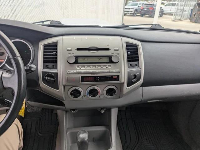 2005 Toyota Tacoma Base V6