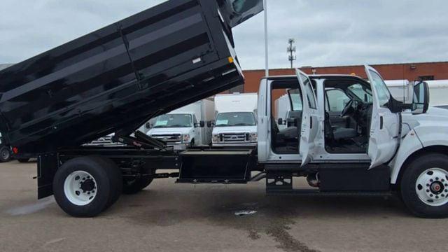 2025 Ford F-650 Base