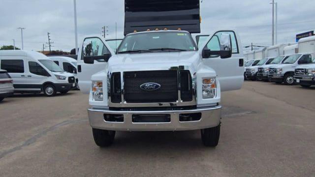 2025 Ford F-650 Base