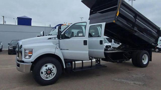 2025 Ford F-650 Base