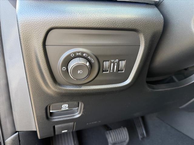 2025 Jeep Grand Cherokee L Overland 4x4