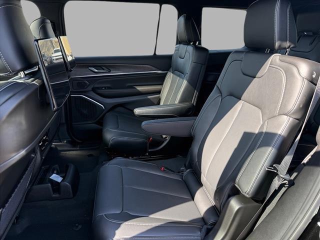 2025 Jeep Grand Cherokee L Overland 4x4