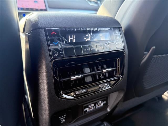 2025 Jeep Grand Cherokee L Overland 4x4