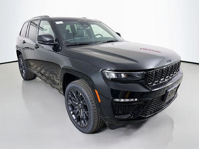 2025 Jeep Grand Cherokee GRAND CHEROKEE SUMMIT 4X4