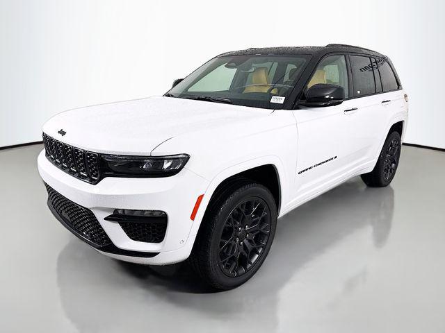 2025 Jeep Grand Cherokee GRAND CHEROKEE SUMMIT 4X4