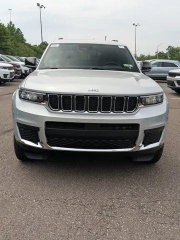 2025 Jeep Grand Cherokee GRAND CHEROKEE L LAREDO X 4X4