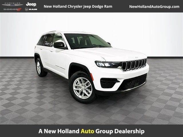 2025 Jeep Grand Cherokee GRAND CHEROKEE LAREDO X 4X4
