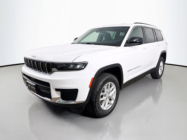 2025 Jeep Grand Cherokee GRAND CHEROKEE L LAREDO X 4X4