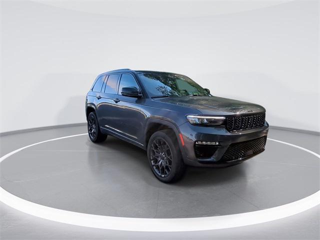 2025 Jeep Grand Cherokee GRAND CHEROKEE SUMMIT RESERVE 4X4